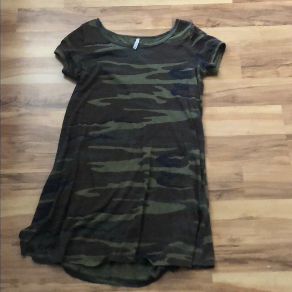 Z Supply camo T-shirt dress